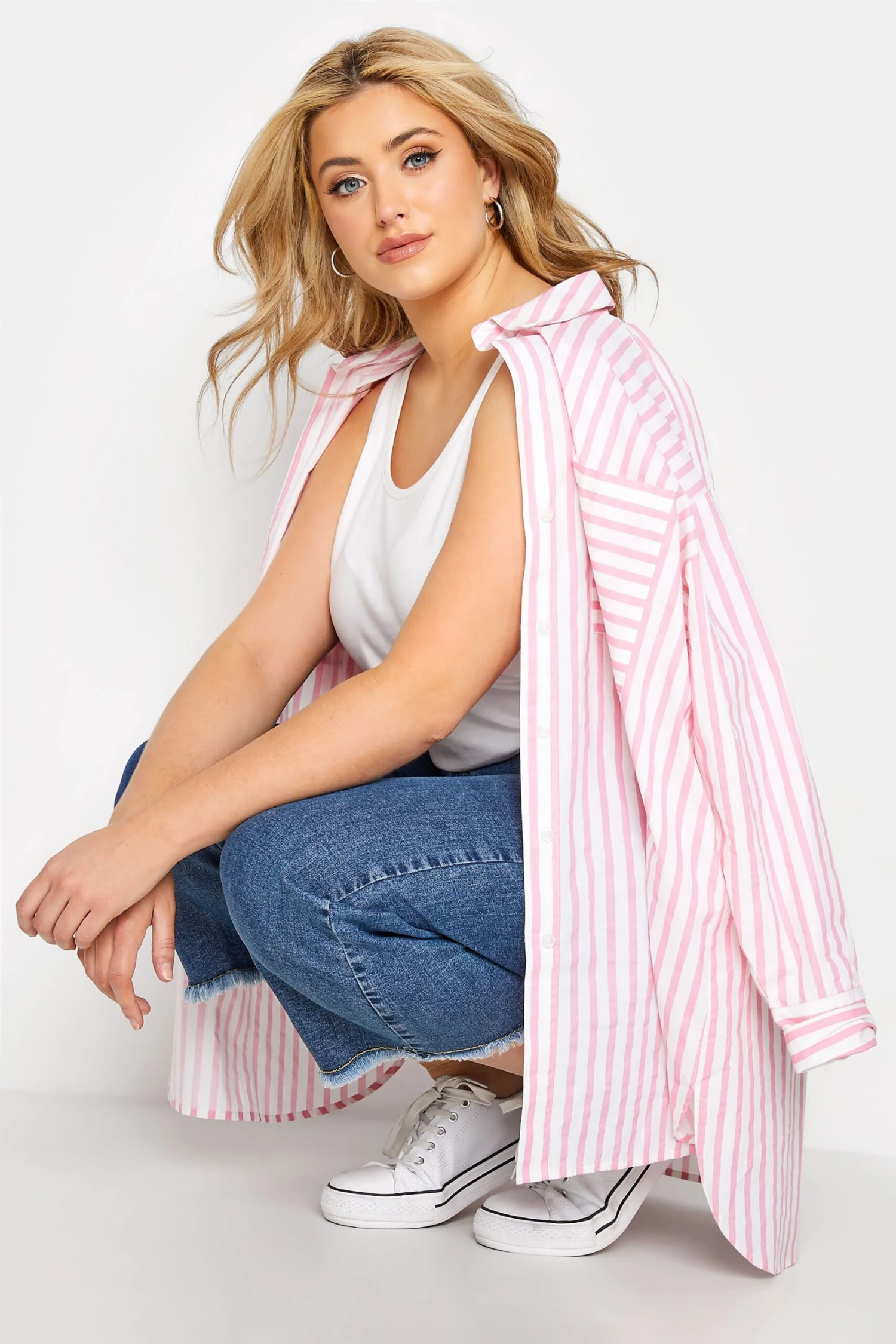 YOURS Curve Blue Stretch Wide Leg Cropped Jeans 3 YOURS Curve Blue Stretch Wide Leg Cropped Jeans - Image 3