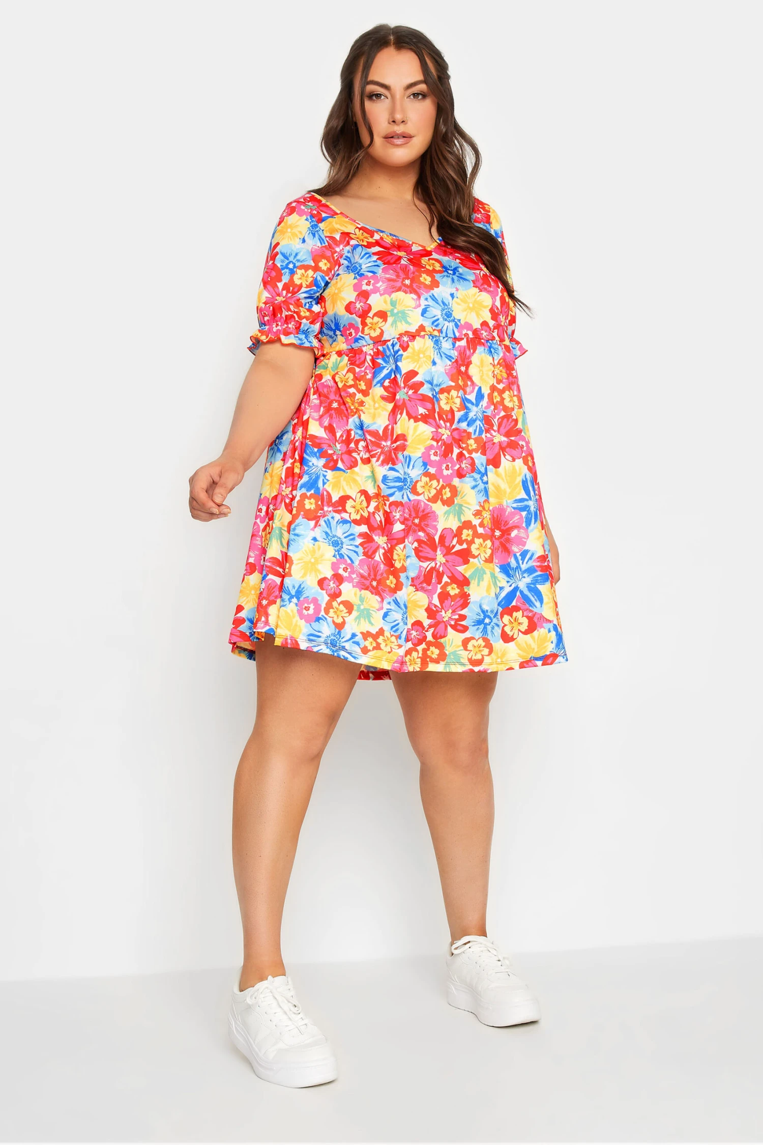 LIMITED COLLECTION Curve Red Floral Print Sweetheart Dress 1 LIMITED COLLECTION Curve Red Floral Print Sweetheart Dress