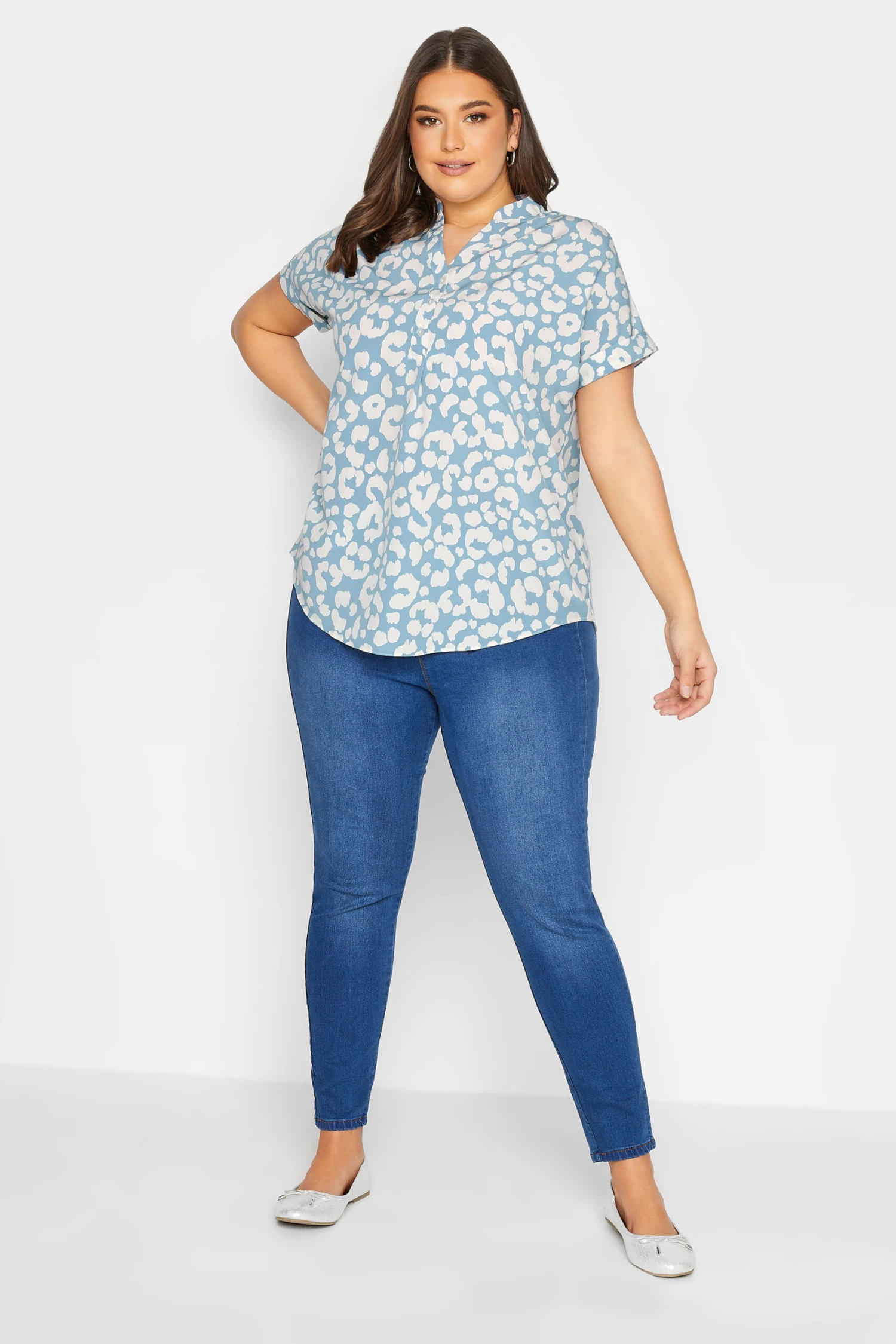 YOURS Curve Blue Animal Print Half Placket Blouse 1 YOURS Curve Blue Animal Print Half Placket Blouse