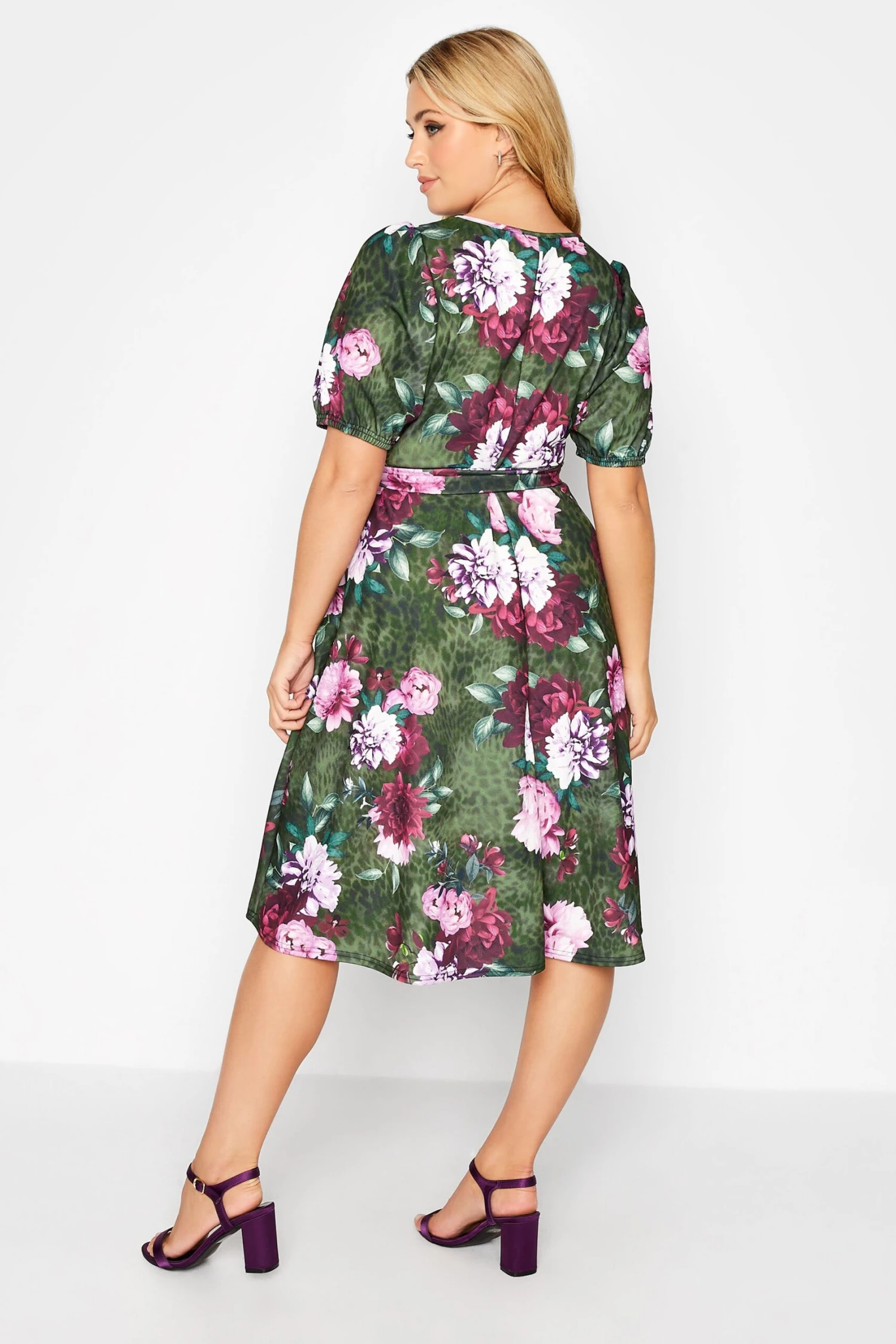 YOURS LONDON Curve Green Floral Animal Print Keyhole Skater Dress 2 YOURS LONDON Curve Green Floral Animal Print Keyhole Skater Dress - Image 2