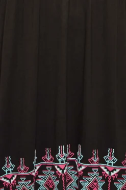 YOURS Curve Black Aztec Print Midi Shirt Dress 9 YOURS Curve Black Aztec Print Midi Shirt Dress -Outlet Stylo Wise Store dcb395ce f672 47 301160 Z scaled