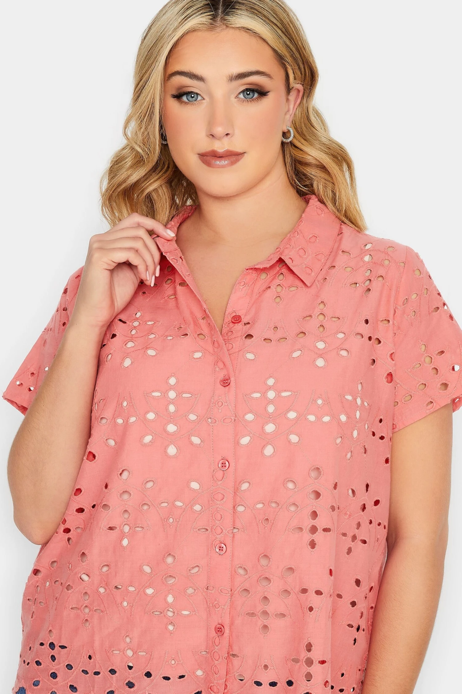 YOURS PETITE Curve Coral Pink Broderie Anglaise Short Sleeve Shirt 3 YOURS PETITE Curve Coral Pink Broderie Anglaise Short Sleeve Shirt - Image 3