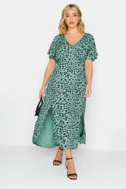 YOURS PETITE Curve Green Dalmatian Print Midi Tea Dress