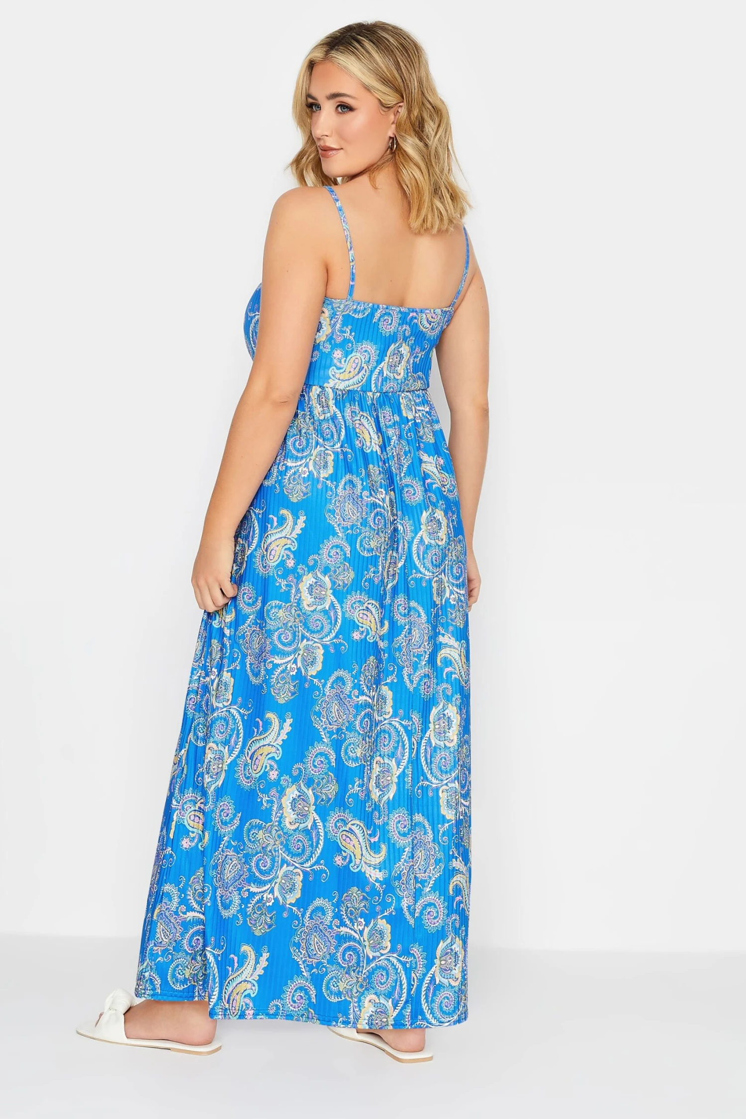 YOURS PETITE Curve Blue Paisley Maxi Dress 2 YOURS PETITE Curve Blue Paisley Maxi Dress - Image 2
