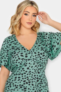 YOURS PETITE Curve Green Dalmatian Print Midi Tea Dress 8 YOURS PETITE Curve Green Dalmatian Print Midi Tea Dress -Outlet Stylo Wise Store ea7191ef c264 40 174505 D scaled