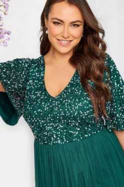 LUXE Curve Forest Green Sequin Hand Embellished Maxi Dress -Outlet Stylo Wise Store eb3135d9 6c29 48 161988 D scaled