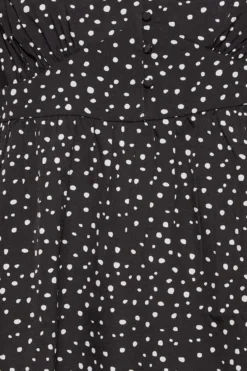 LIMITED COLLECTION Curve Black Spot Print Peplum Blouse 9 LIMITED COLLECTION Curve Black Spot Print Peplum Blouse -Outlet Stylo Wise Store ebcf00aa 7c5f 41 215105 Z scaled