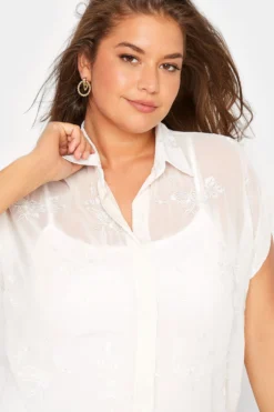 YOURS Curve White Floral Print Embroidered Shirt -Outlet Stylo Wise Store f28c242f 207e 45 173862 E scaled