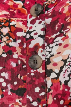 LIMITED COLLECTION Curve Red Abstract Print Blouse 9 LIMITED COLLECTION Curve Red Abstract Print Blouse -Outlet Stylo Wise Store f5da5a4b af07 48 215112 Z scaled