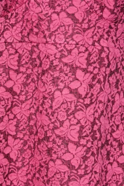 YOURS Curve Dark Pink Floral Midi Dress 9 YOURS Curve Dark Pink Floral Midi Dress -Outlet Stylo Wise Store f8facde0 f44f 49 174138 Z scaled