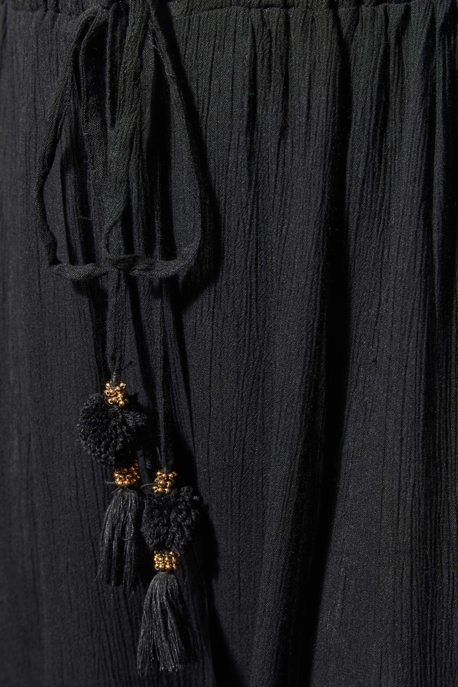 YOURS Curve Black Tassel Beach Shorts 3 YOURS Curve Black Tassel Beach Shorts - Image 3