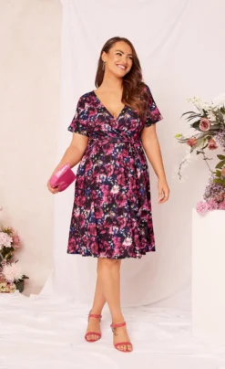 YOURS LONDON Curve Pink & Blue Floral Wrap Skater Dress 9 YOURS LONDON Curve Pink & Blue Floral Wrap Skater Dress -Outlet Stylo Wise Store ff953a55 b184 42 161791 L1 scaled