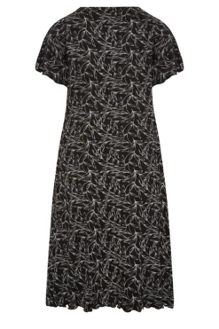 YOURS Curve Black Floral V-Neck Lace Midi Dress 11 YOURS Curve Black Floral V-Neck Lace Midi Dress -Outlet Stylo Wise Store ffb40e73 bf73 41 301887 Y scaled